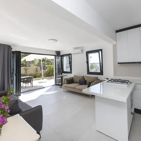 Daire Pleasant Flat With Garden In The Heart Of Bodrum